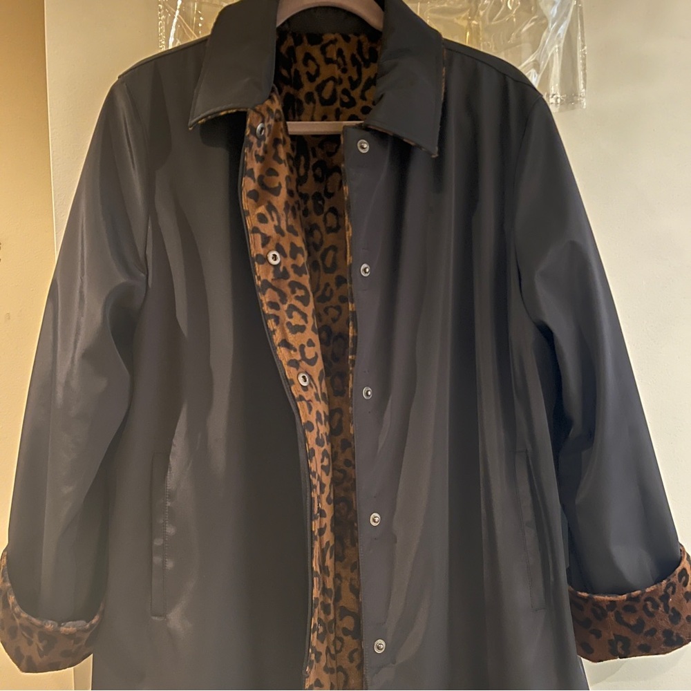 Talbots Black Trench Coat REVERSIBLE to Leopard Print—2 coats in one garment!